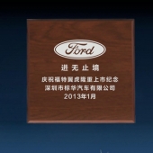 2013年2月：福特翼虎汽車上市訂做銀章訂制銀章定做銀幣